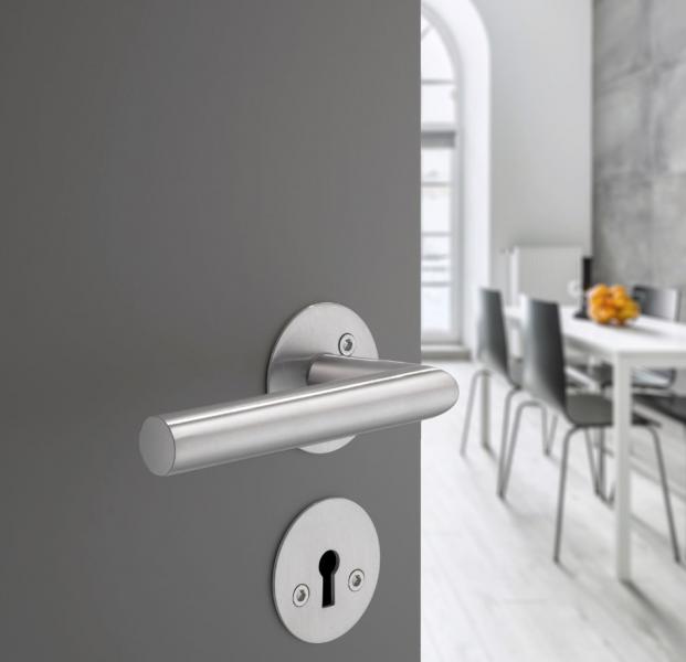 Beslagsboden indend&oslash;rs d&oslash;rgreb inkl n&oslash;gleskilt - B&oslash;rstet rustfrit st&aring;l - S&aelig;t &aacute; 4 stk