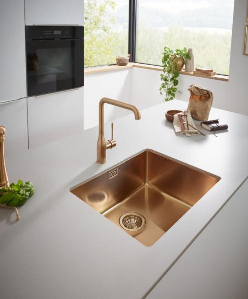 Grohe K700U rustfri st&aring;lvask inkl. Grohe Essence New k&oslash;kkenarmatur m/udtr&aelig;k - B&oslash;rstet warm sunset