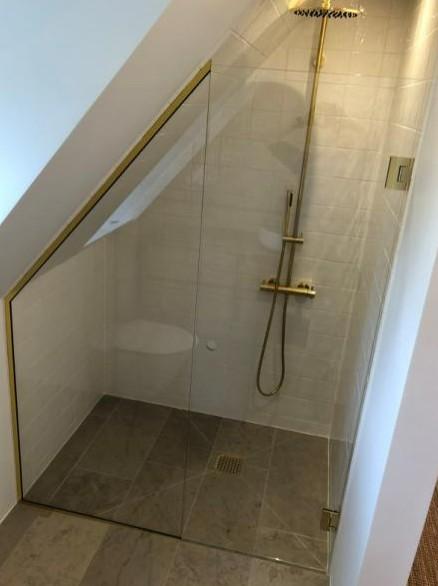 Bath brused&oslash;r med fast side - Matsort