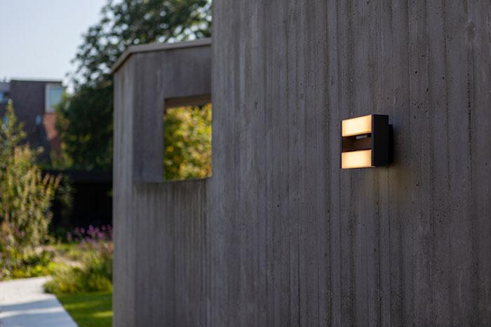 Lutec Architectural Conroy udend&oslash;rslampe til v&aelig;g