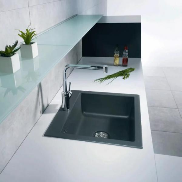 Lavabo Mera 57 k&oslash;kkenvask i porcel&aelig;n - Mat sort/krom afl&oslash;b