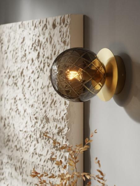 Cass&oslash;e Muro v&aelig;glampe m/bruntonet glas - B&oslash;rstet messing