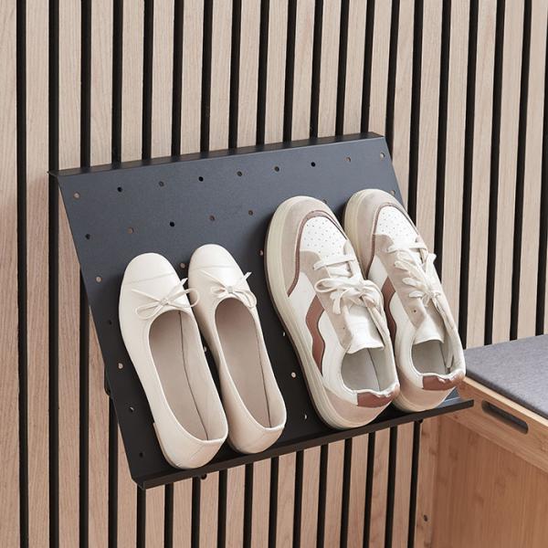 Sort skohylde til akustikpanel - 46 cm Sort skohylde til akustikpanel - 46 cm