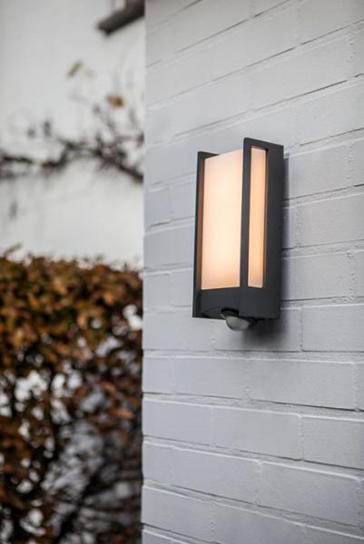 Lutec Architectural Qubo udend&oslash;rslampe til v&aelig;g m/PIR-sensor