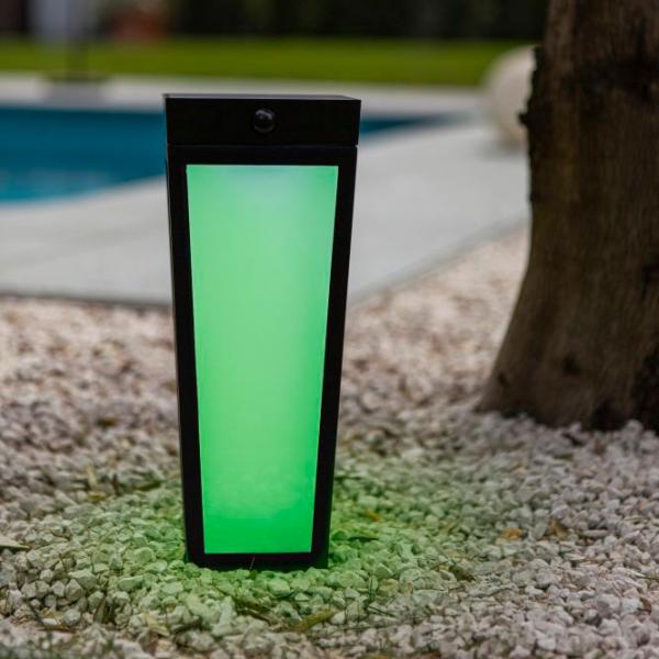 Lutec Dias Solar udend&oslash;rslampe m/frostet glas, sensor og jordspyd - Sort