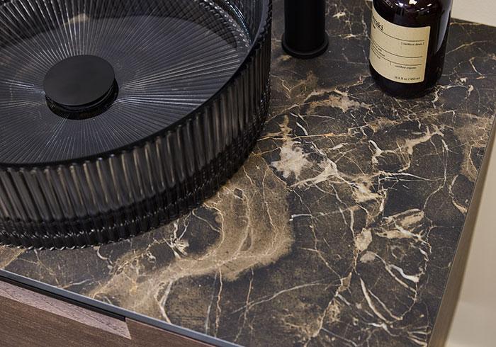 Cassøe Crown Grip 80 møbelsæt m/skuffer, bordplade og glasvask - Brun ask Cassøe Crown Grip 80 møbelsæt m/skuffer, bordplade og glasvask - Brun ask