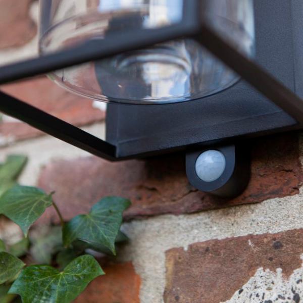 Lutec Flair udend&oslash;rslampe m/sensor og solceller