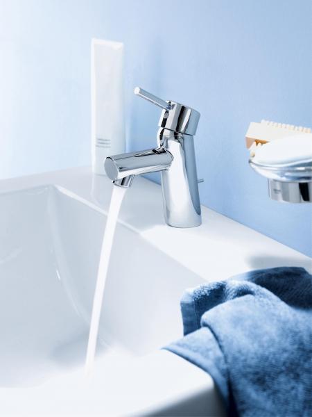 Grohe Essence New håndvaskarmatur m/løft-op bundventil og EcoJoy - Krom Grohe Essence New håndvaskarmatur m/løft-op bundventil og EcoJoy - Krom